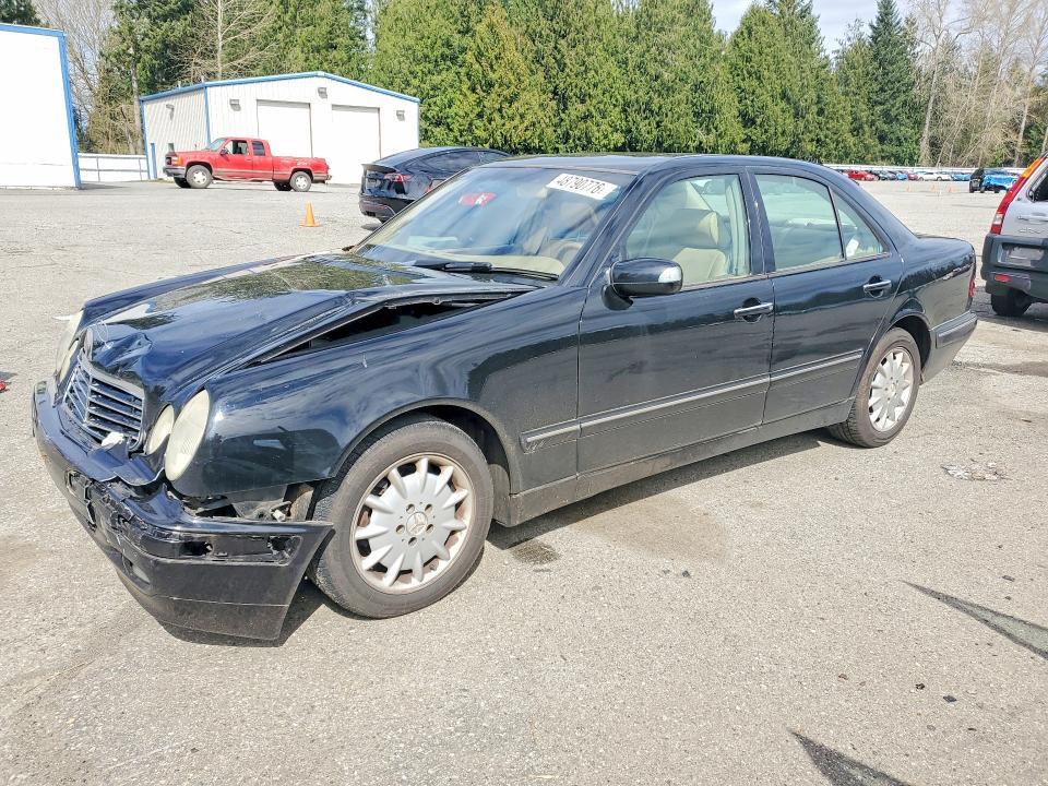 2001 Mercedes-Benz E 320