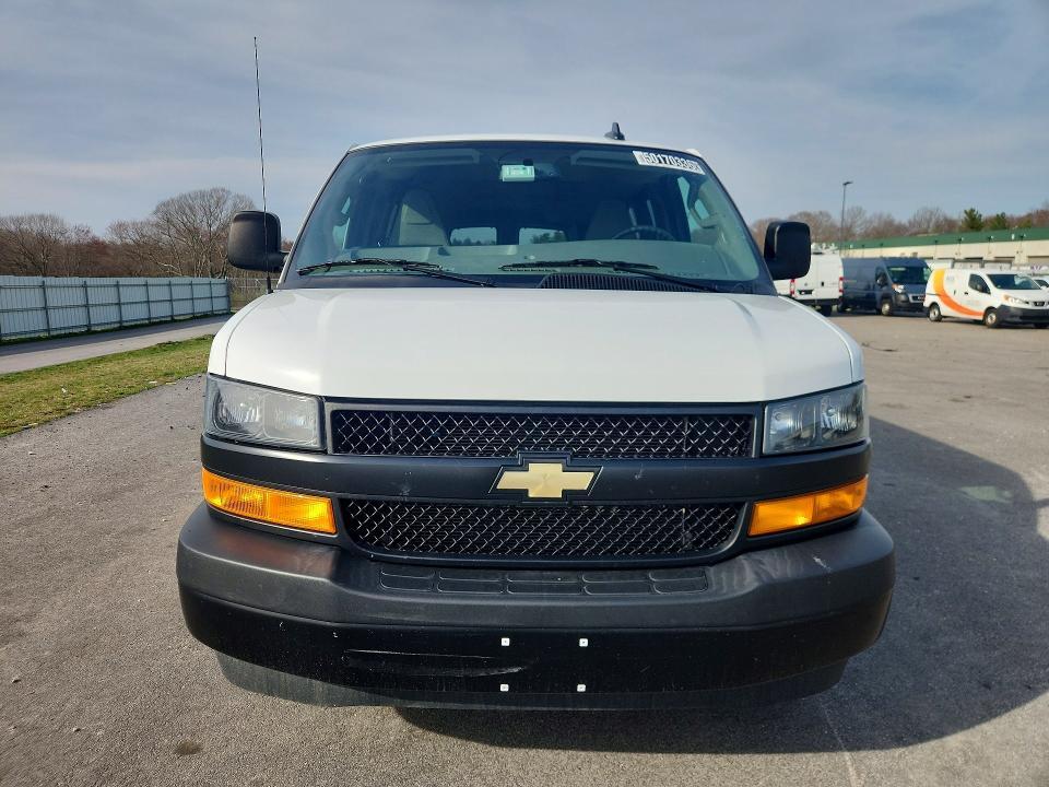 2023 Chevrolet Express G3500 ls