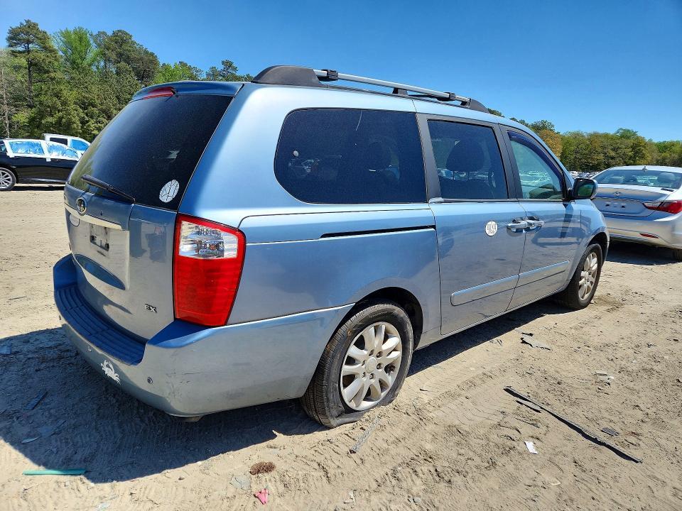 2007 KIA Sedona Base