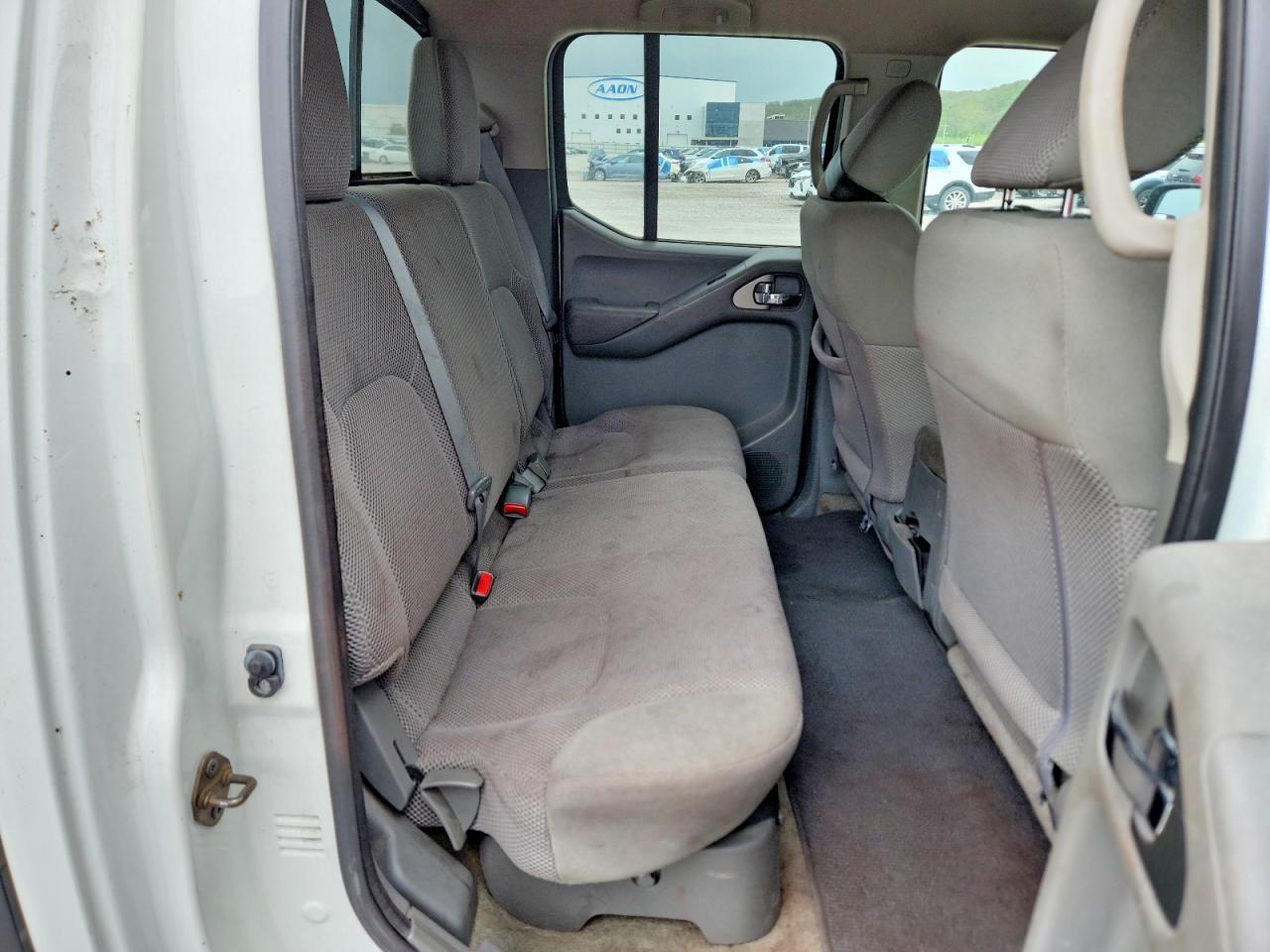 2015 Nissan Frontier S