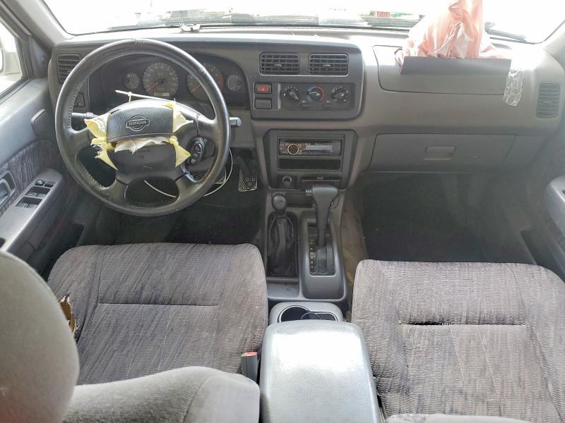 2000 Nissan Frontier XE