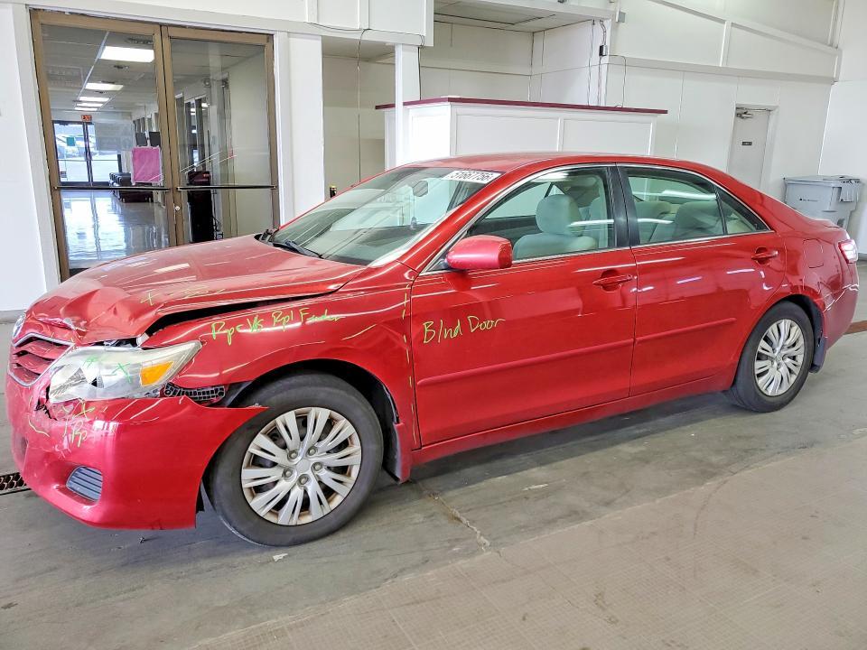 2010 Toyota Camry le