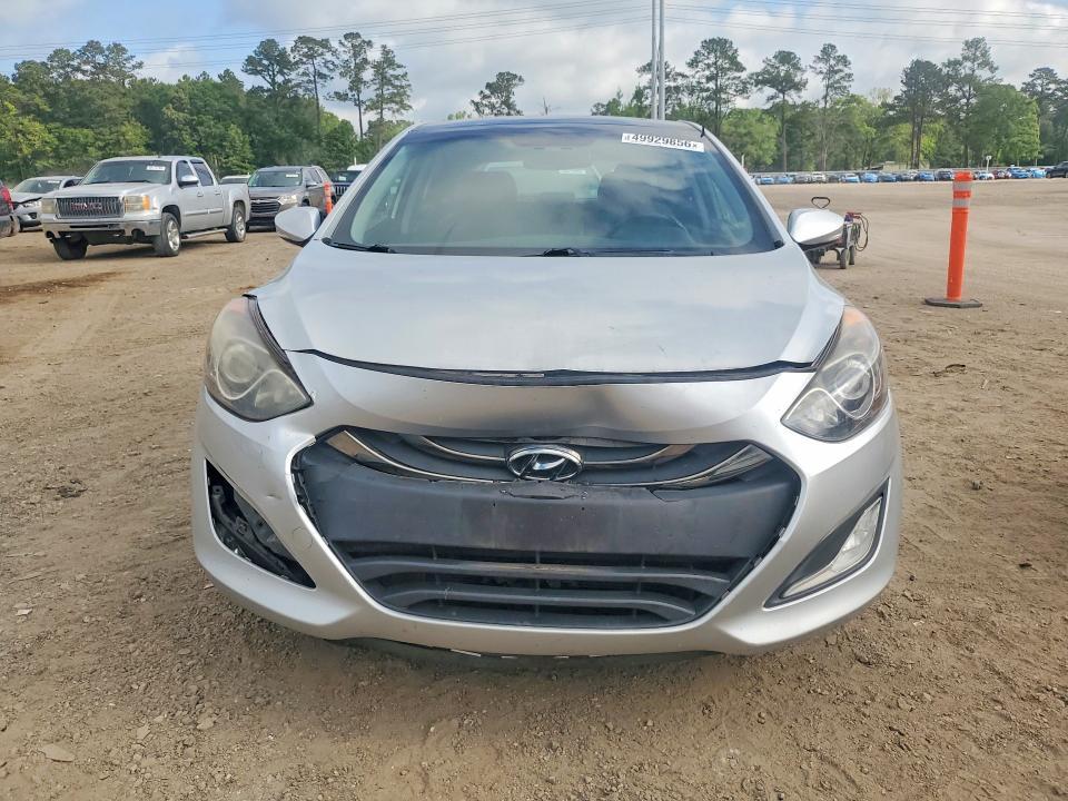 2013 Hyundai Elantra gt Base