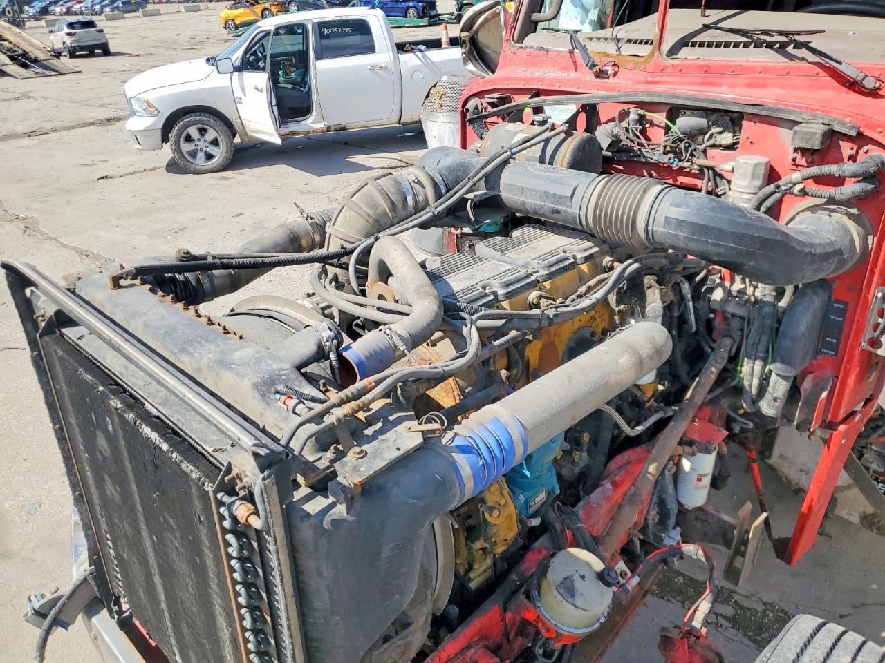 2007 Peterbilt 379 Semi Truck