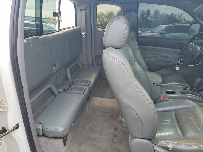 2005 Toyota Tacoma Prerunner Access cab