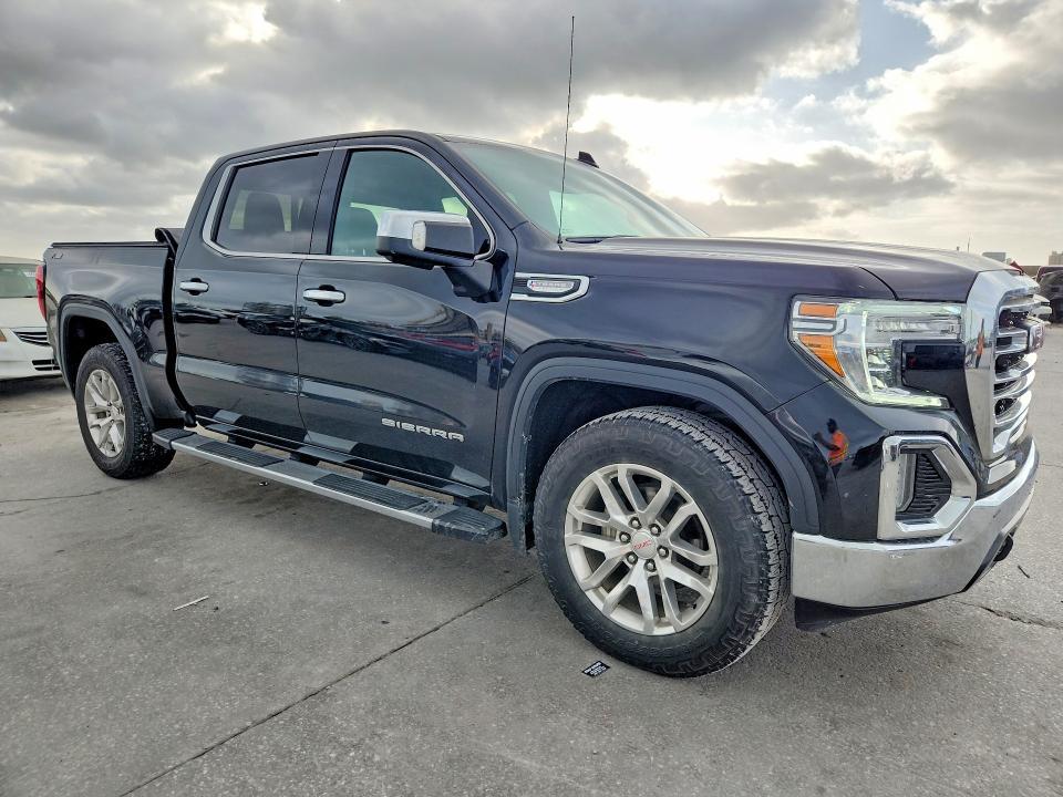 2021 GMC Sierra K1500 SLT