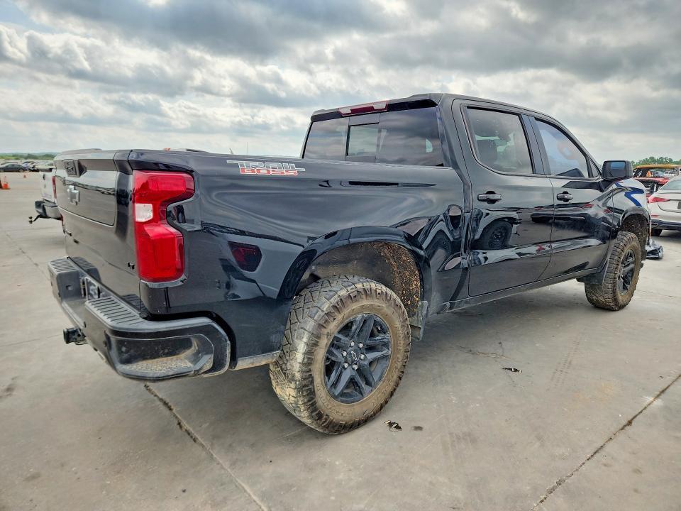 2022 Chev Silverado K1500 ltz