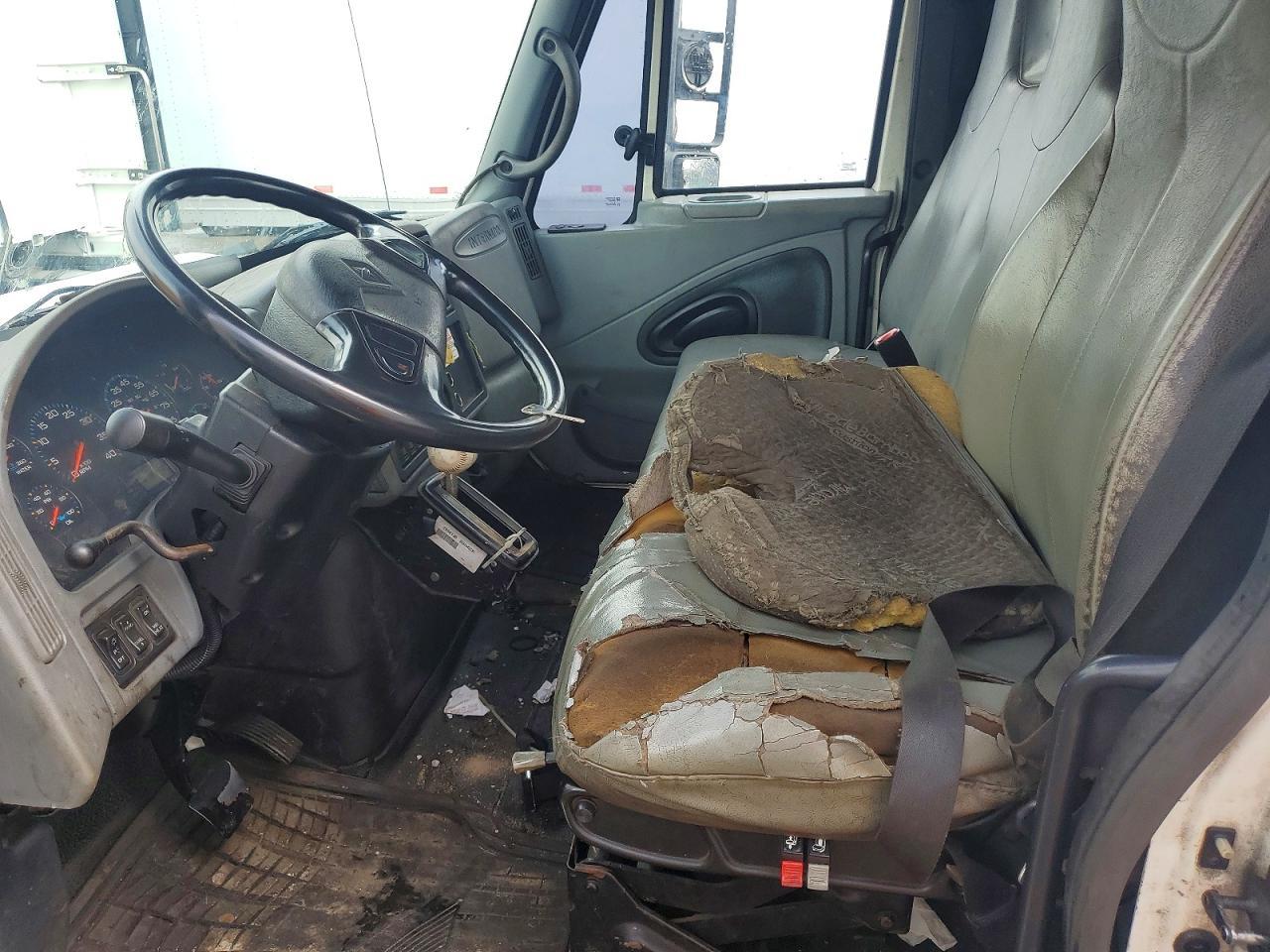 2007 International 4300 Rollback Truck