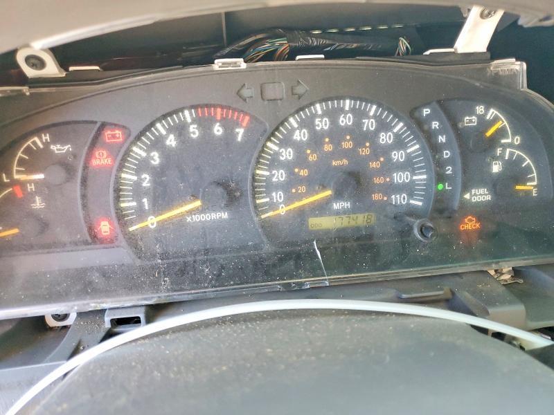 2002 Toyota Tundra SR5 V8