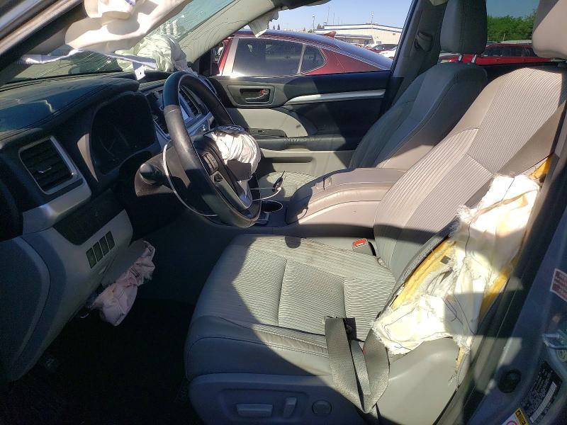 2015 Toyota Highlander le Plus