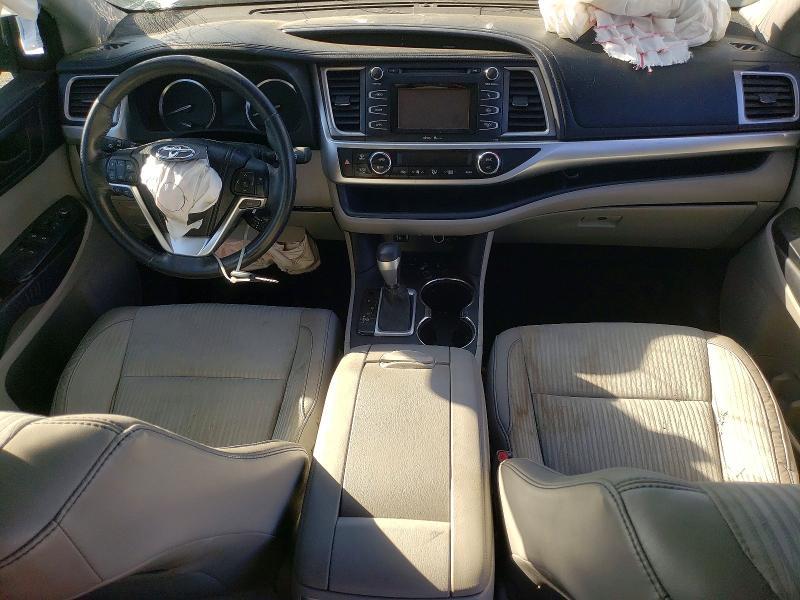 2015 Toyota Highlander le Plus