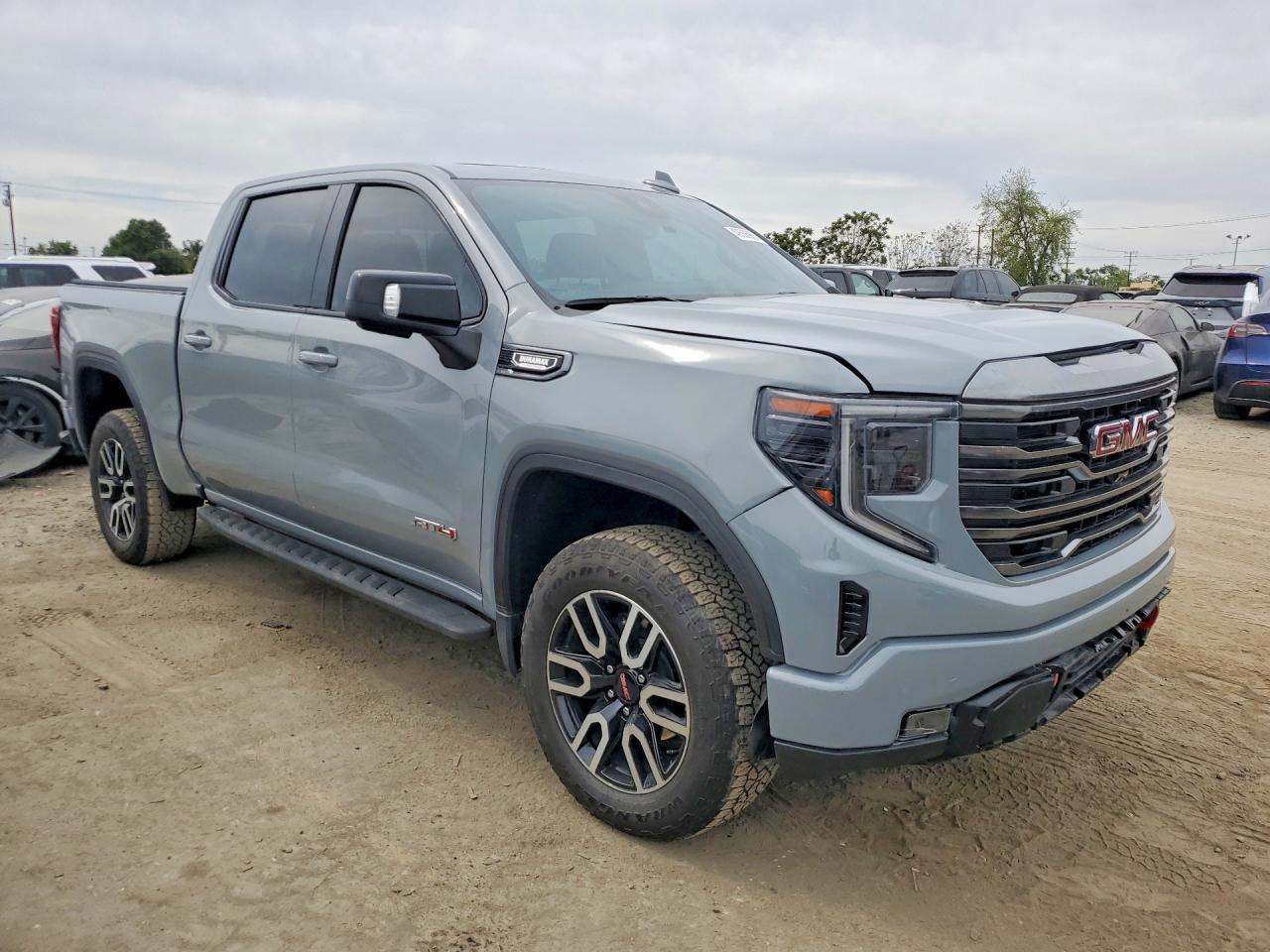 2024 GMC Sierra K1500 AT4