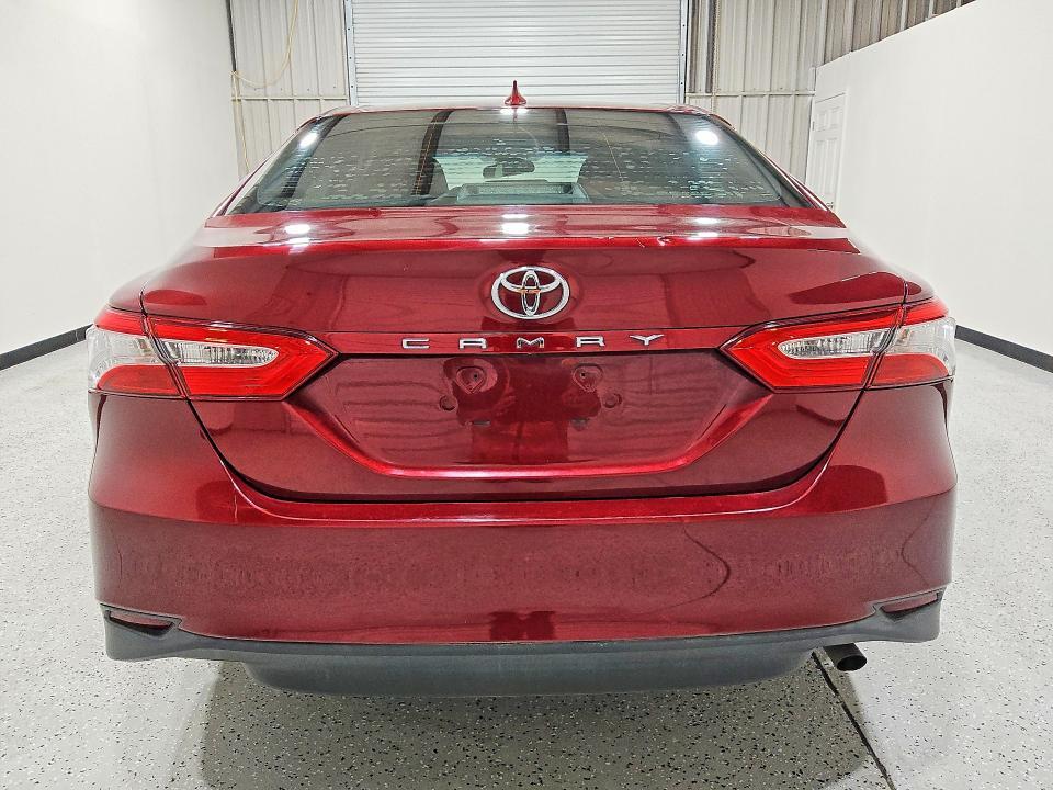 2019 Toyota Camry le