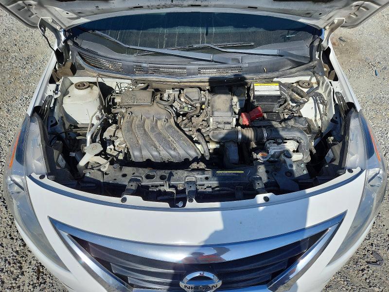 2018 Nissan Versa sv
