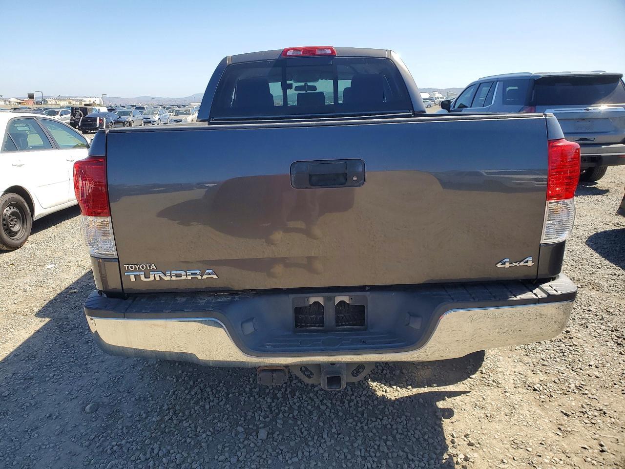 2011 Toyota Tundra Double Cab SR5