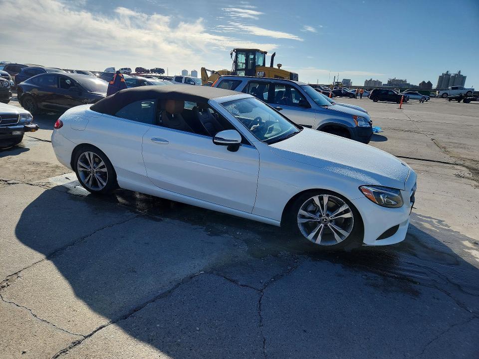 2017 Mercedes-Benz C300