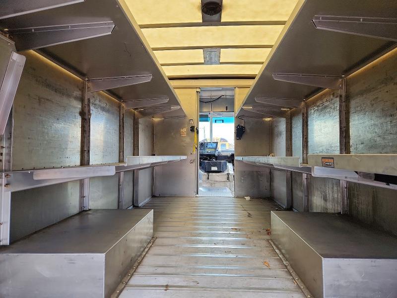 2021 Freightliner MT45G Chassis Delivery Truck