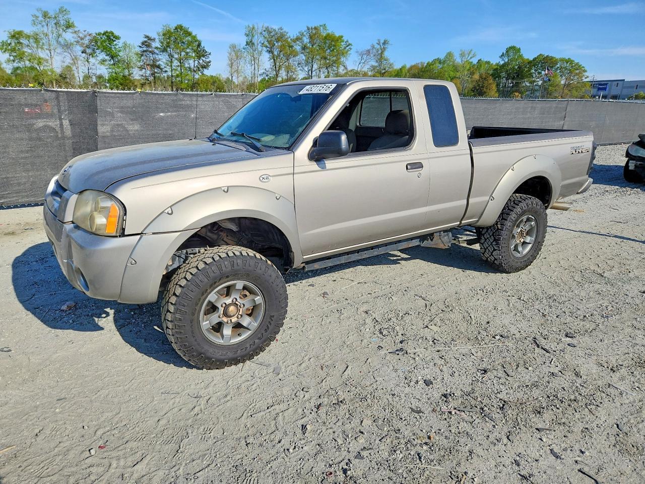 2004 Nissan Frontier XE-V6 Desert Runner