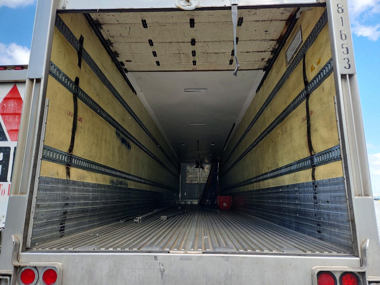 2009 Utility VS2RA Refrigerated Van Trailer