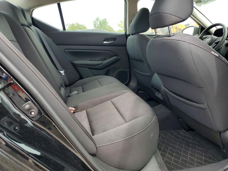 2021 Nissan Altima sv