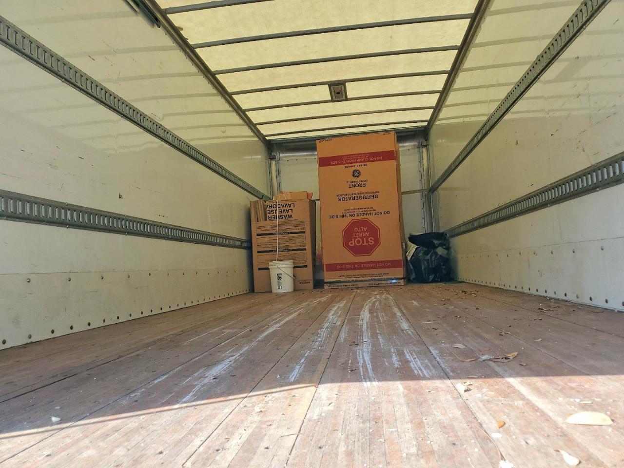 2022 Ford F650 Super Duty BOX Truck