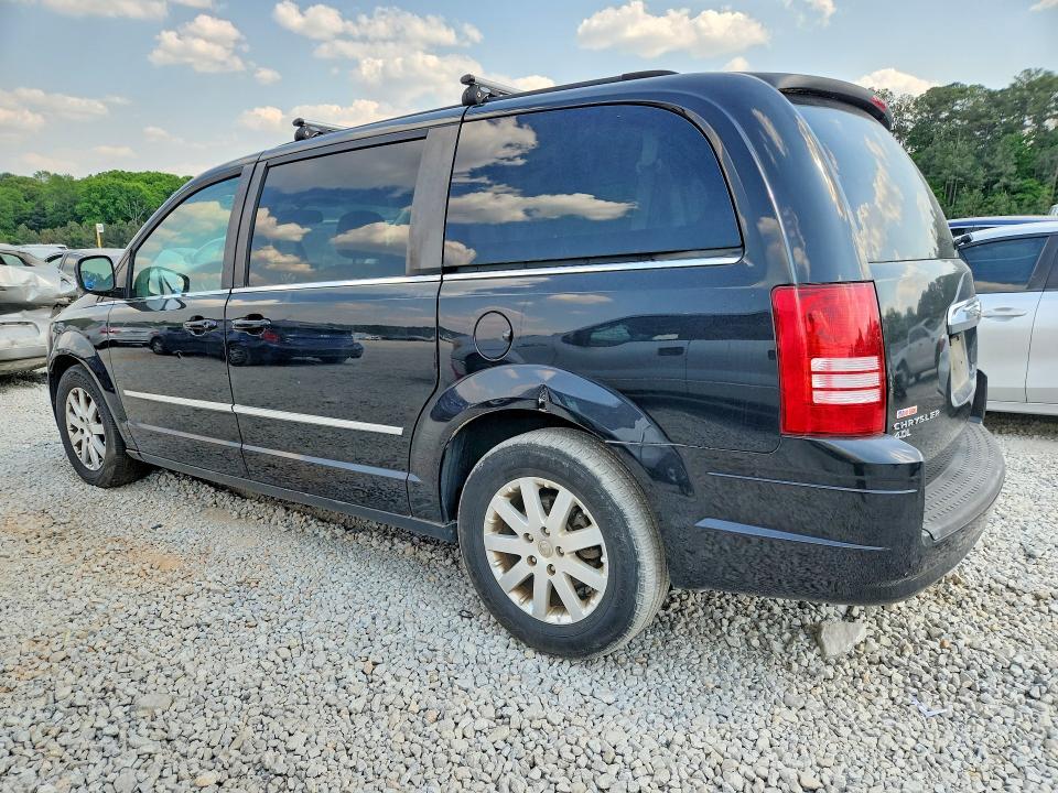 2010 Chrysler Town & Country Touring Plus