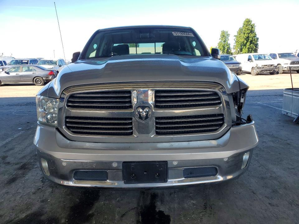 2014 Dodge RAM 1500 SLT