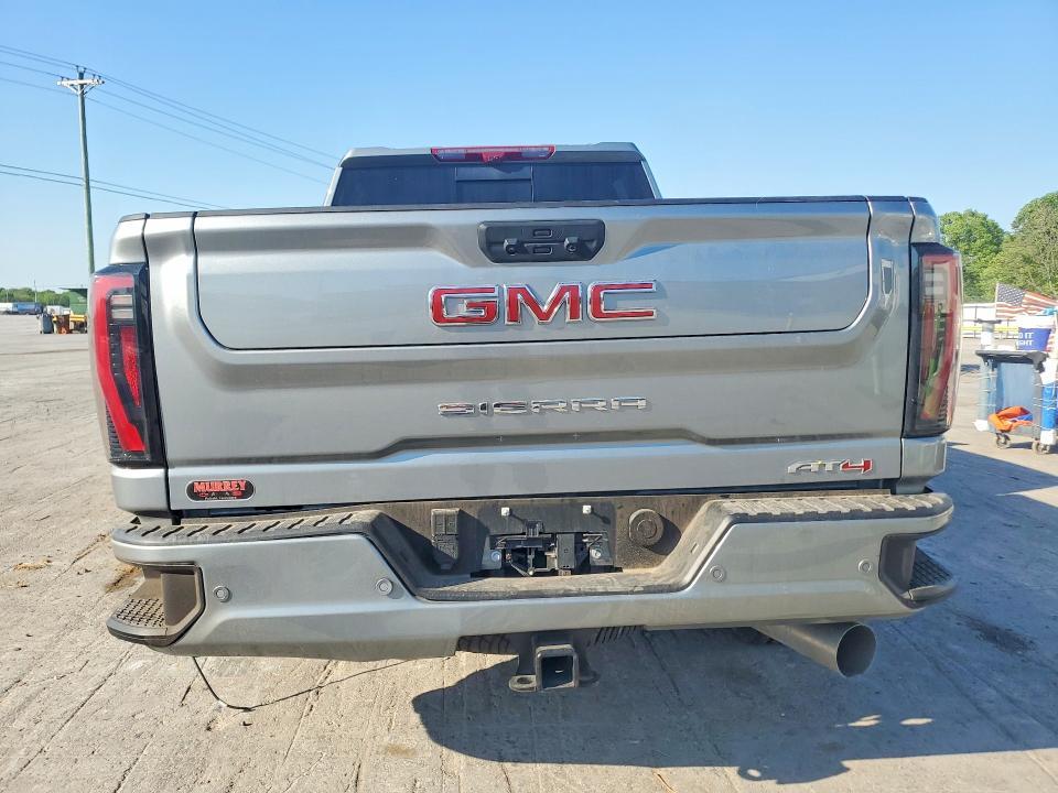 2025 GMC Sierra K2500 AT4