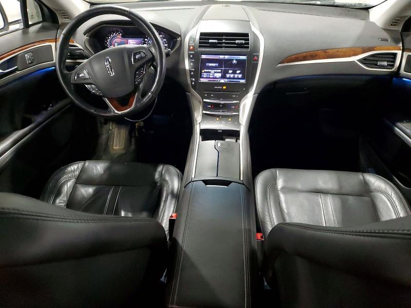 2013 Lincoln Townhouse MKZ