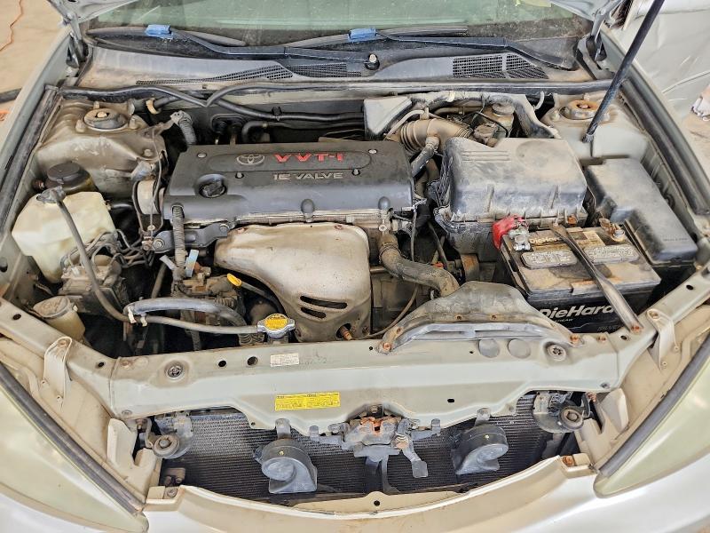 2004 Toyota Camry xle