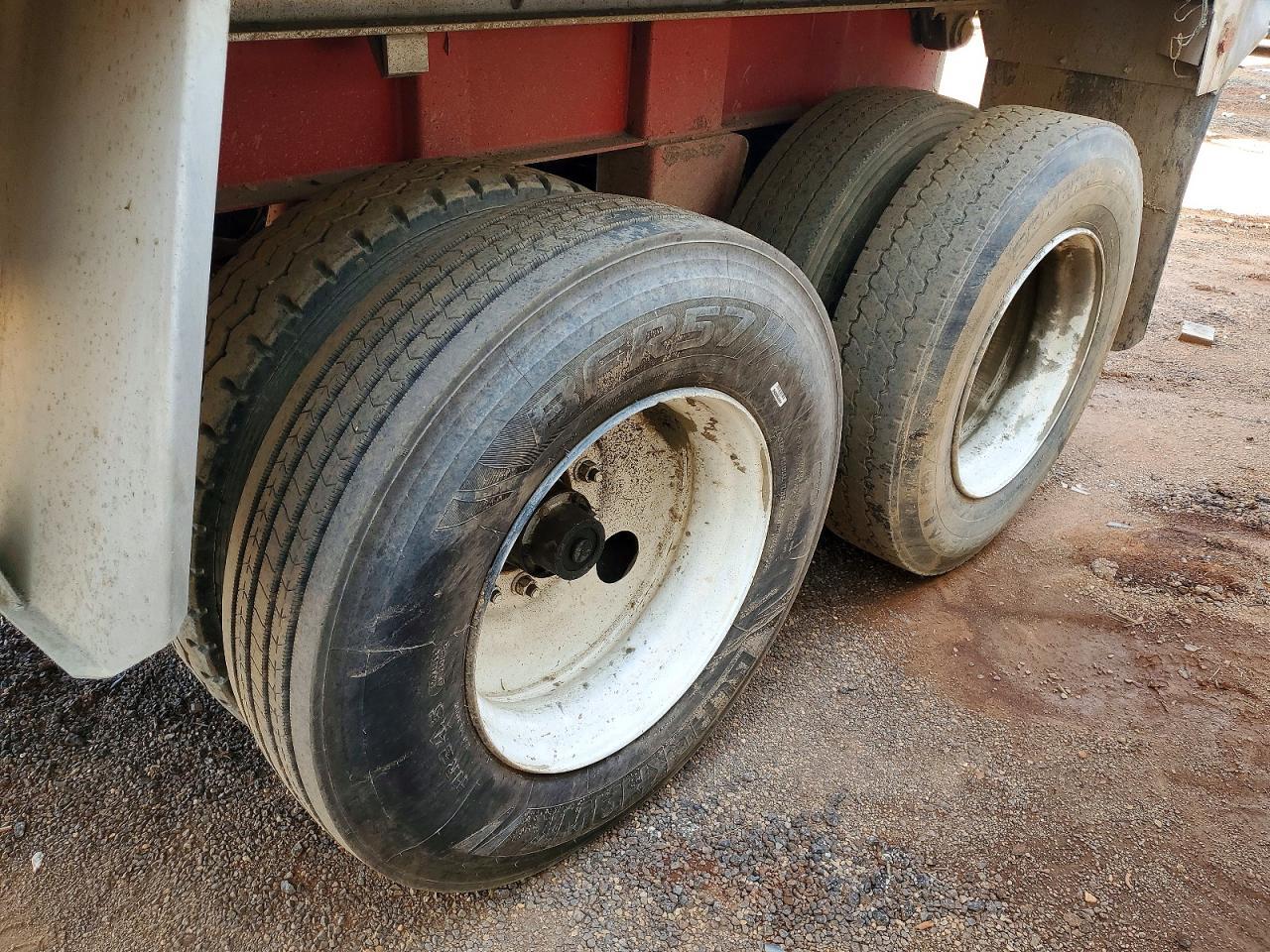 2002 Summit END Dump Trailer