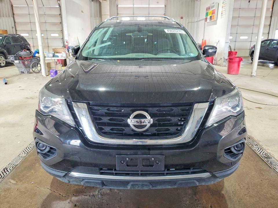 2019 Nissan Pathfinder s