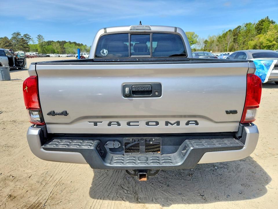 2019 Toyota Tacoma sr V6