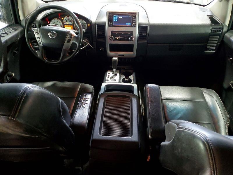 2013 Nissan Titan SV