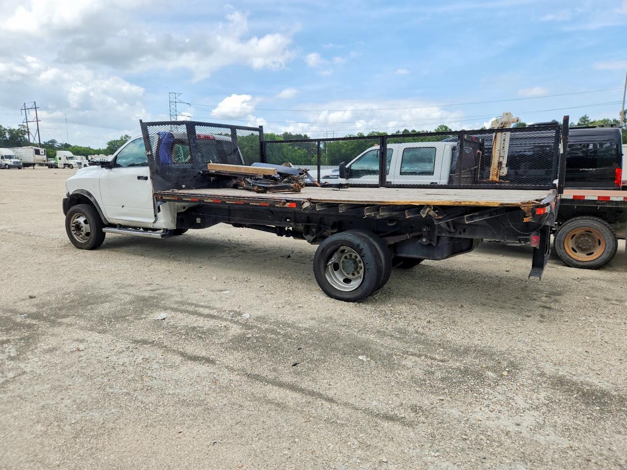 2018 Dodge RAM 5500 Flatbed Truck