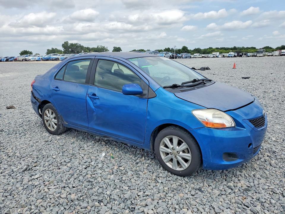 2009 Toyota Yaris Base