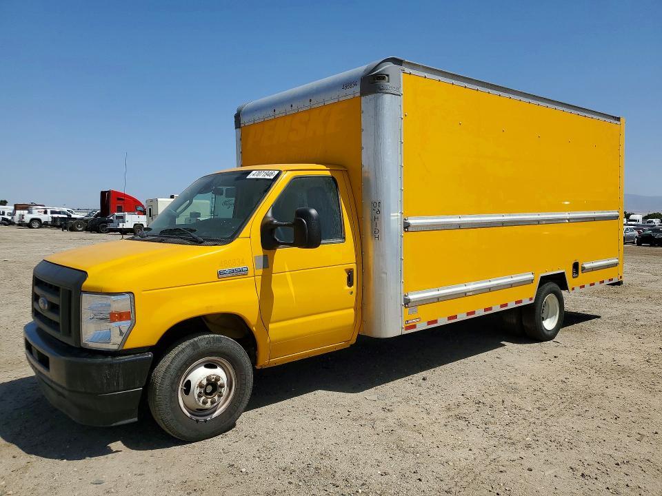 2022 Ford E350 BOX Truck