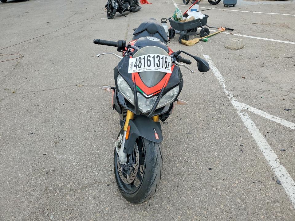 2017 Aprilia Tuono V4 1100 RR