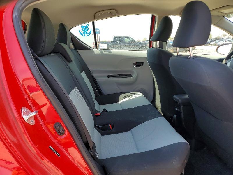 2014 Toyota Prius c two