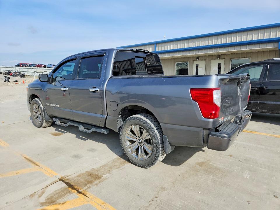 2018 Nissan Titan SV