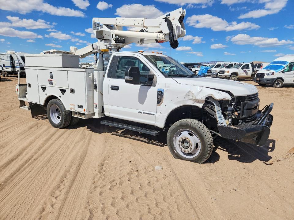 2018 Ford F550 Super Duty Bucket Truck