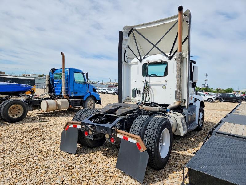 2019 Peterbilt 579 Semi Truck