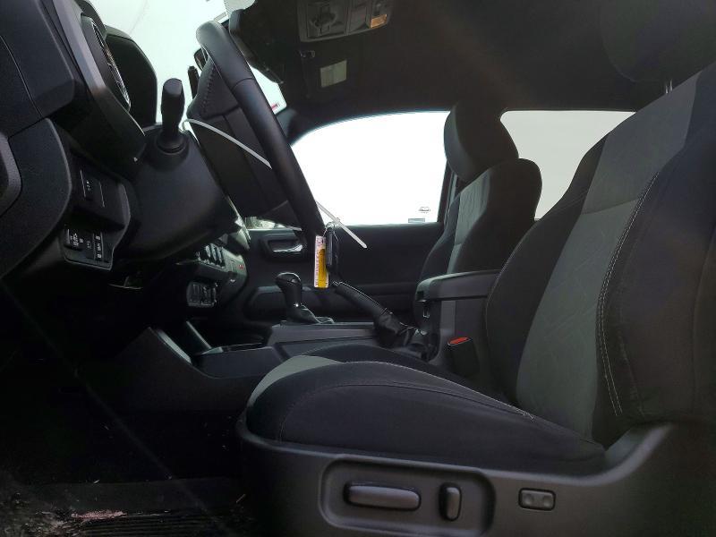 2022 Toyota Tacoma trd Off-road