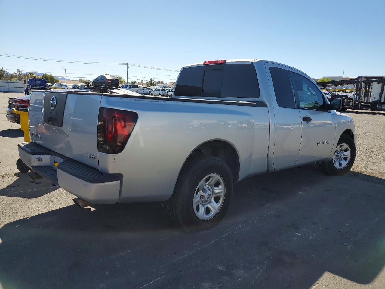 2005 Nissan Titan XE