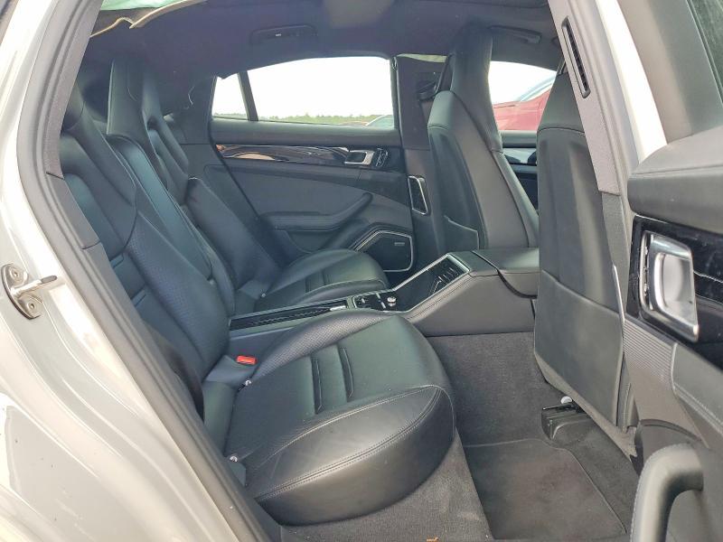 2018 Porsche Panamera 4 E-hybrid