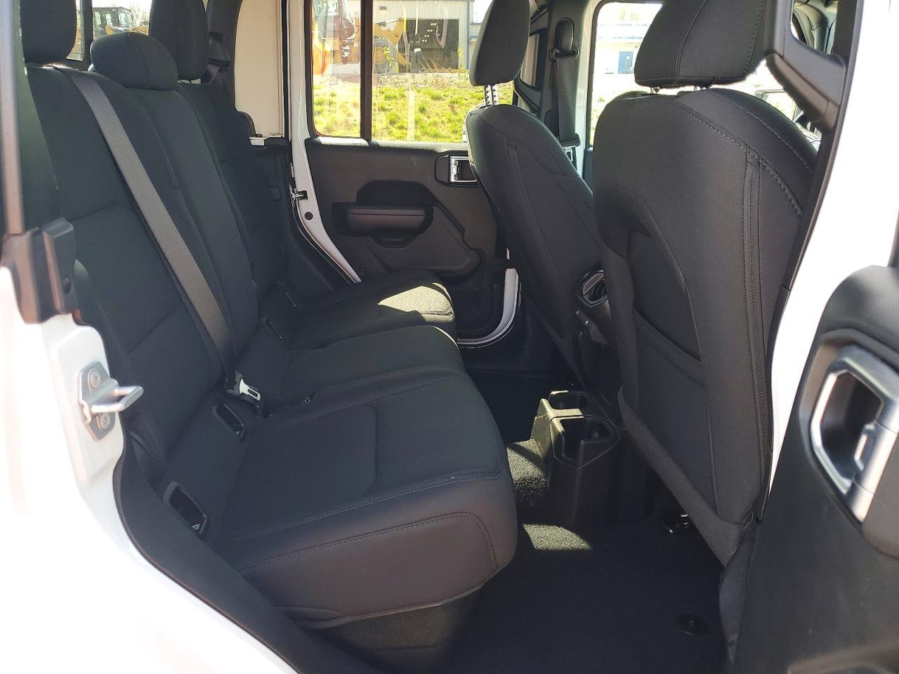 2020 Jeep Gladiator Sport