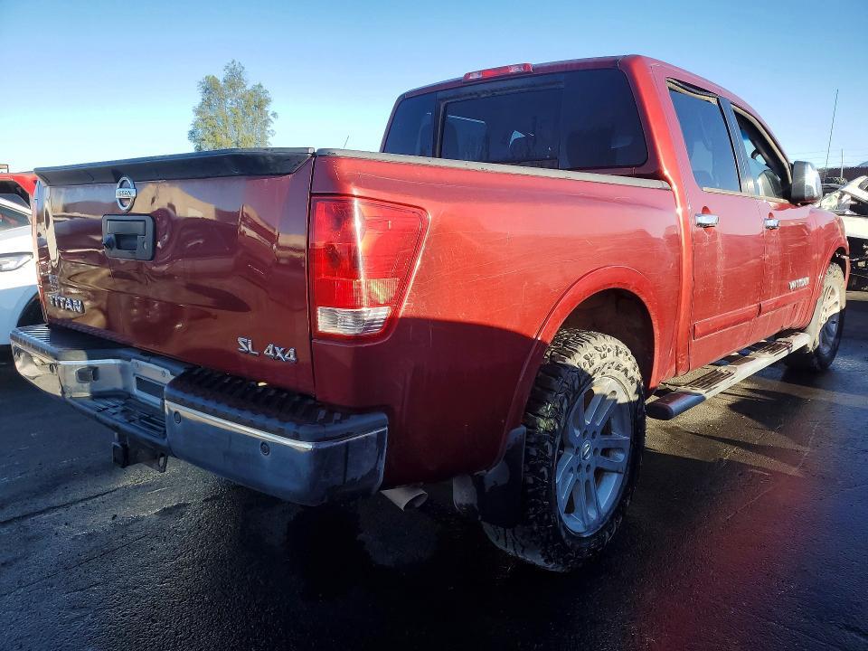 2014 Nissan Titan SV