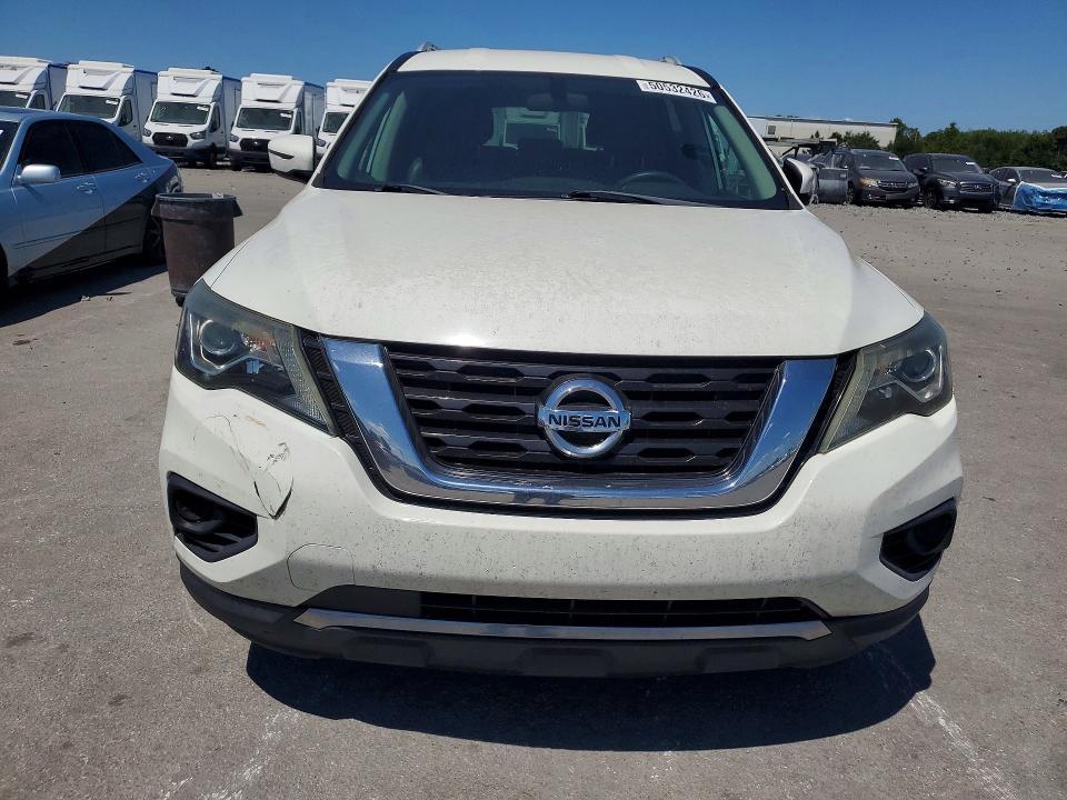 2018 Nissan Pathfinder s