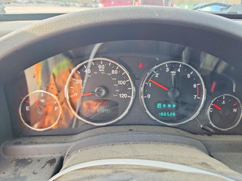 2012 Jeep Liberty jet