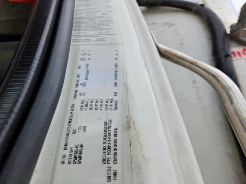 2022 Freigliner 2022 Freightliner Business Class M2 Refrigerated B